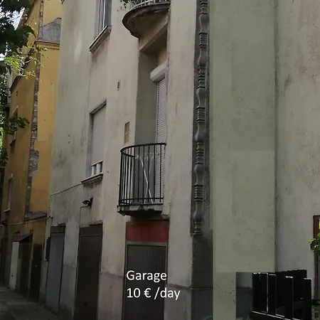 With Terrace Overlooking The Park Apartman Budapest